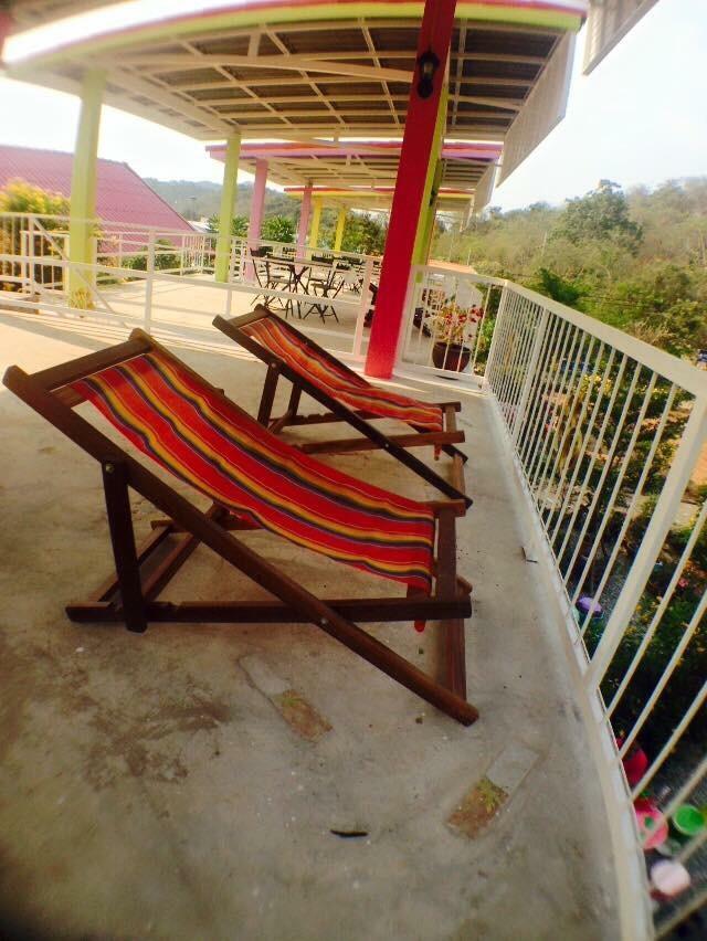 Maiyok Resort Koh Si Chang Exteriör bild